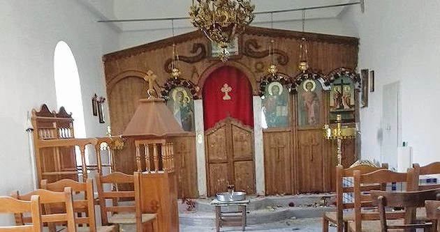 Μόνο τζιχαντιστές θα μπορούσαν!- Με μίσος έκαναν γυαλιά καρφιά το ξωκλήσι του Αγίου Κωνσταντίνου στην Πάρο!